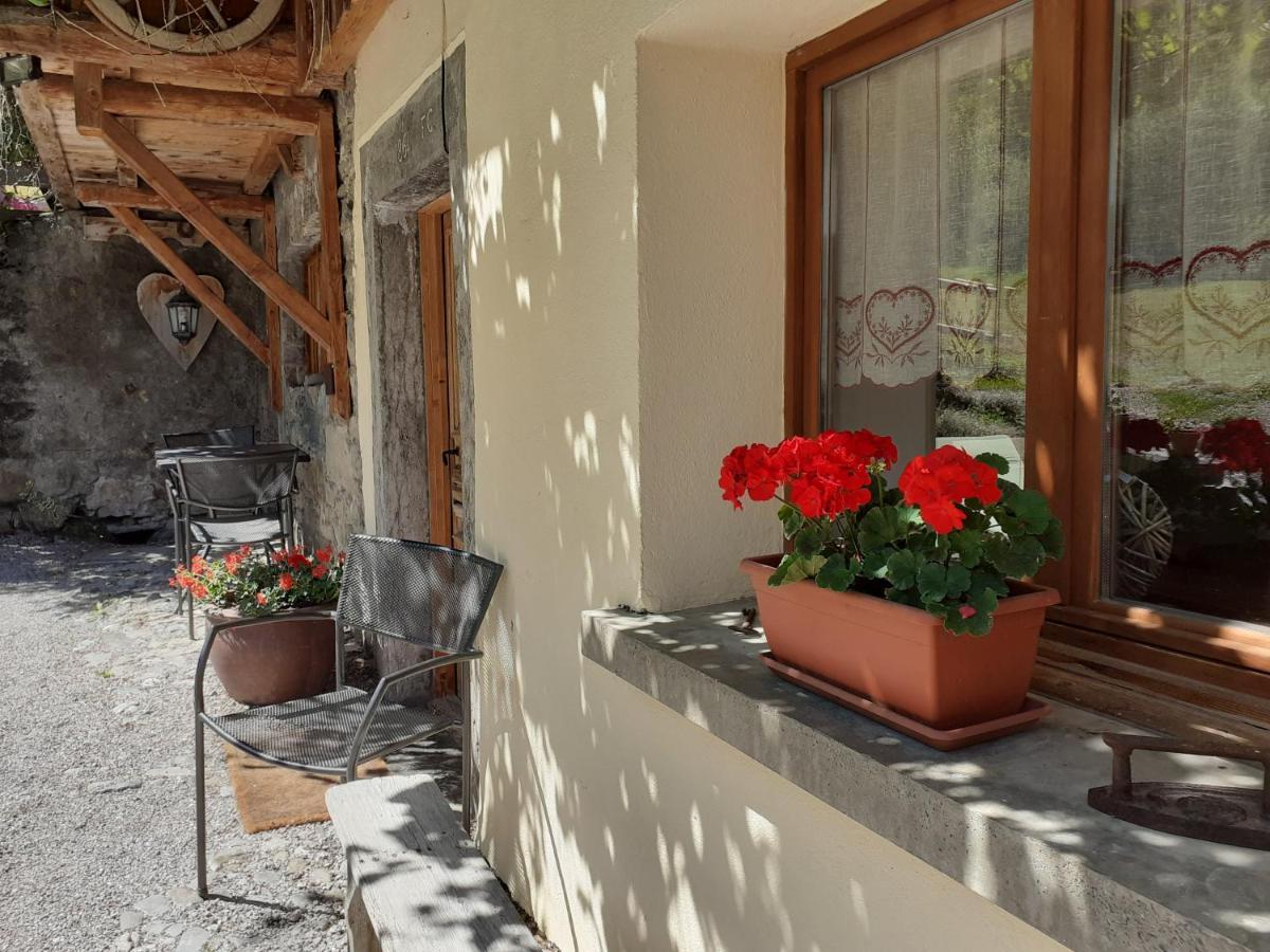 La Grange De Pimberty - Beautiful Apartments 27 Miles From Geneva Vailly Exterior foto