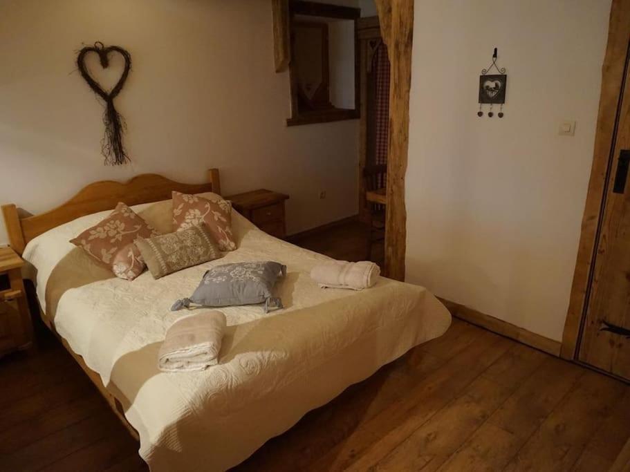 La Grange De Pimberty - Beautiful Apartments 27 Miles From Geneva Vailly Exterior foto