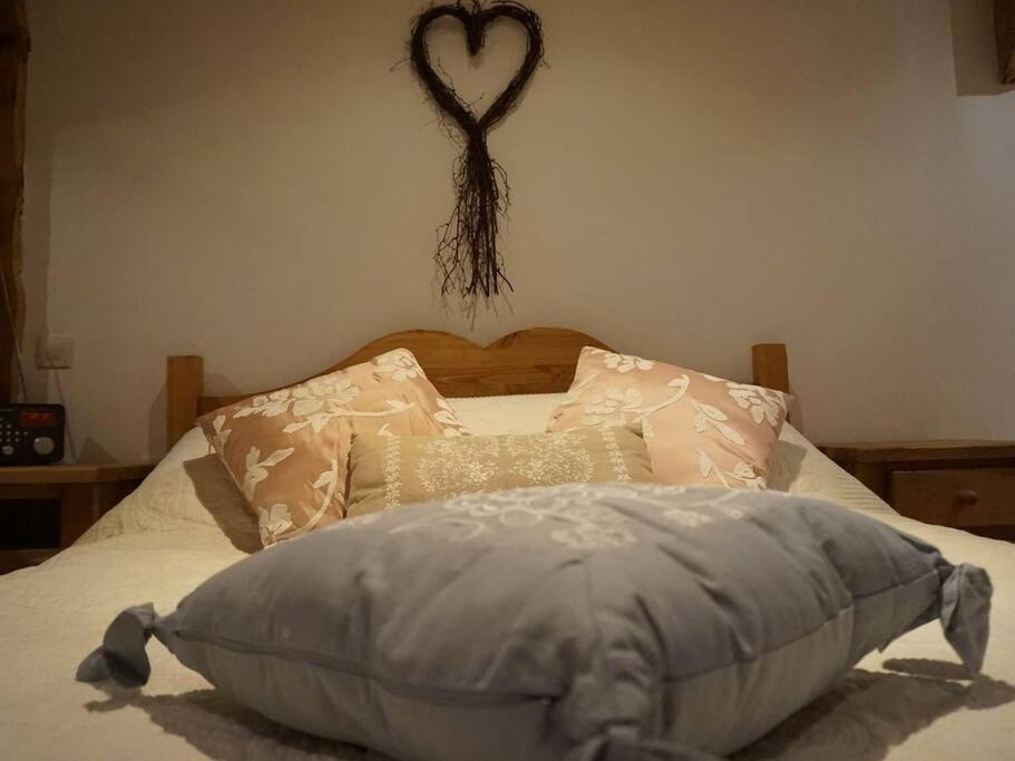 La Grange De Pimberty - Beautiful Apartments 27 Miles From Geneva Vailly Exterior foto